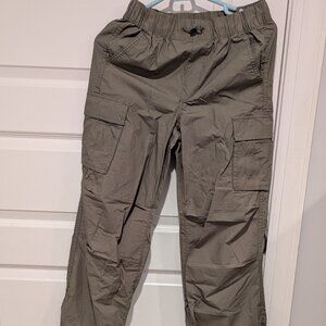 Gap Kids green cargo pants - size 14-16